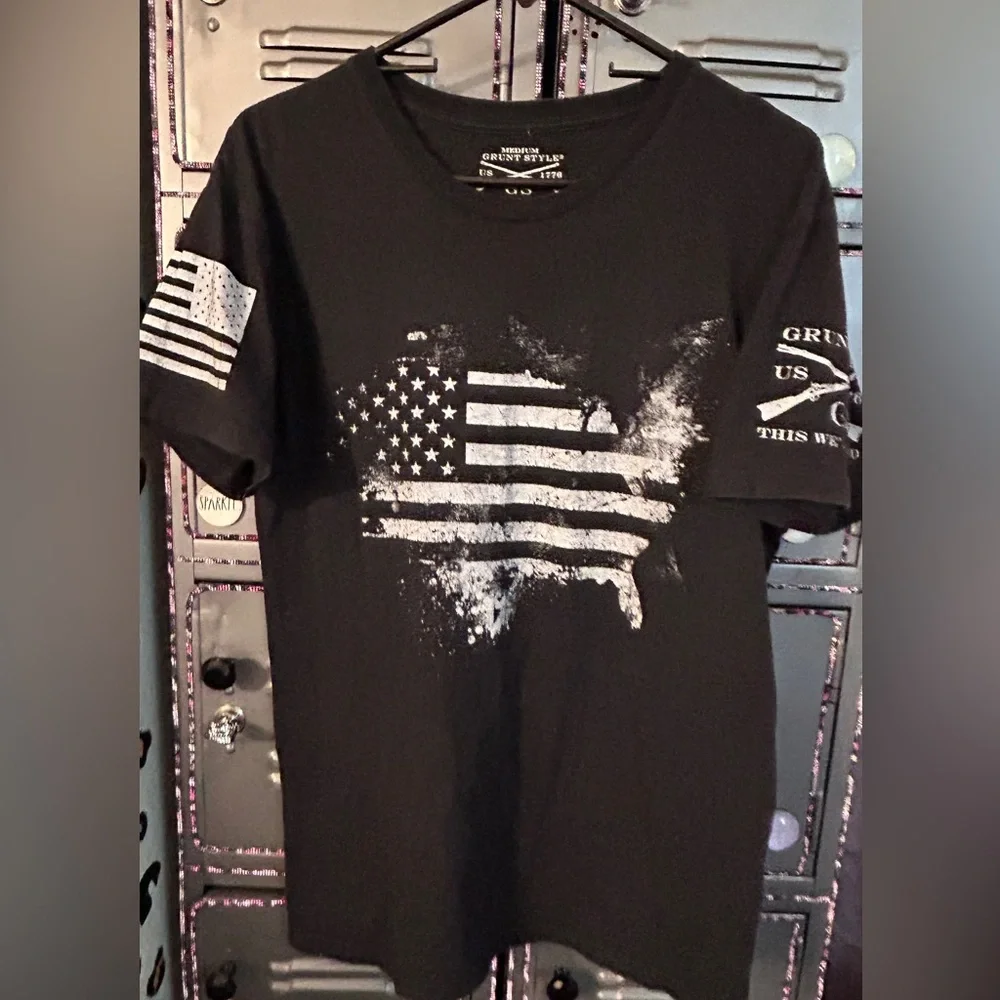 GRUNT STYLE medium T-shirt with distressed  flag - Picture 7 of 14